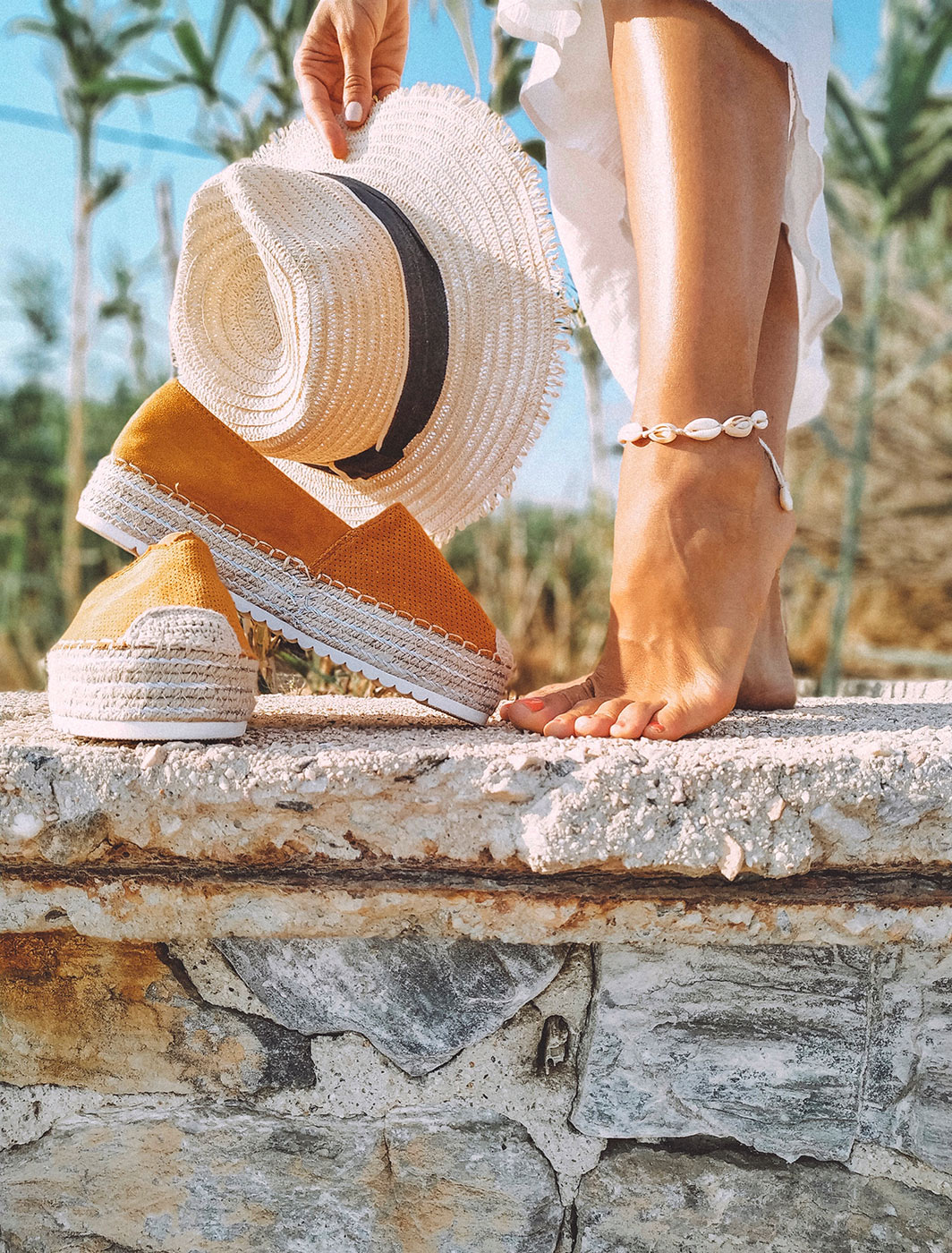 pair-of-yellow-shoes-2944422